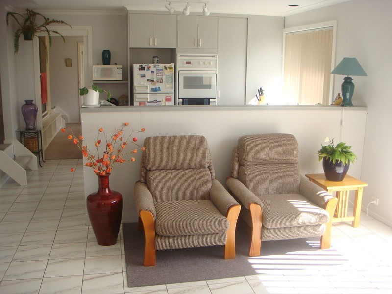 74 Hutchins Street, Kingston TAS 7050