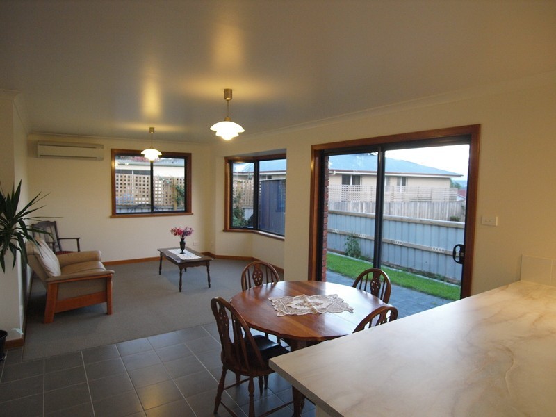 11a Tranmere Rd, Howrah TAS 7018