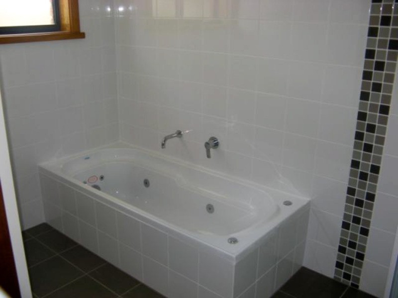 11a Tranmere Rd, Howrah TAS 7018