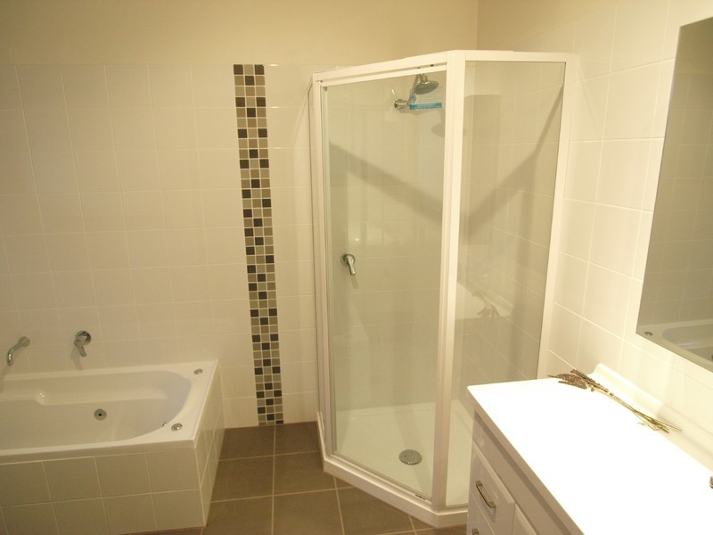 11a Tranmere Rd, Howrah TAS 7018