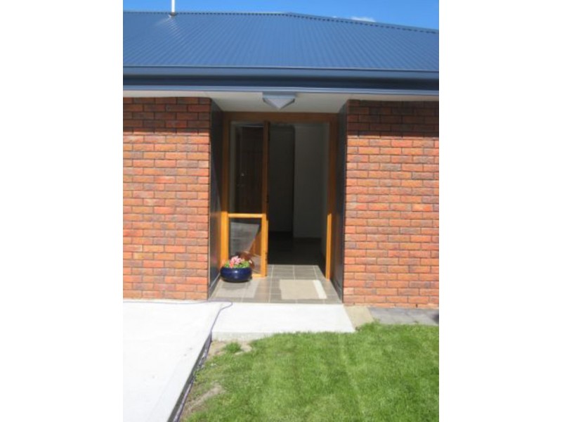 11a Tranmere Rd, Howrah TAS 7018