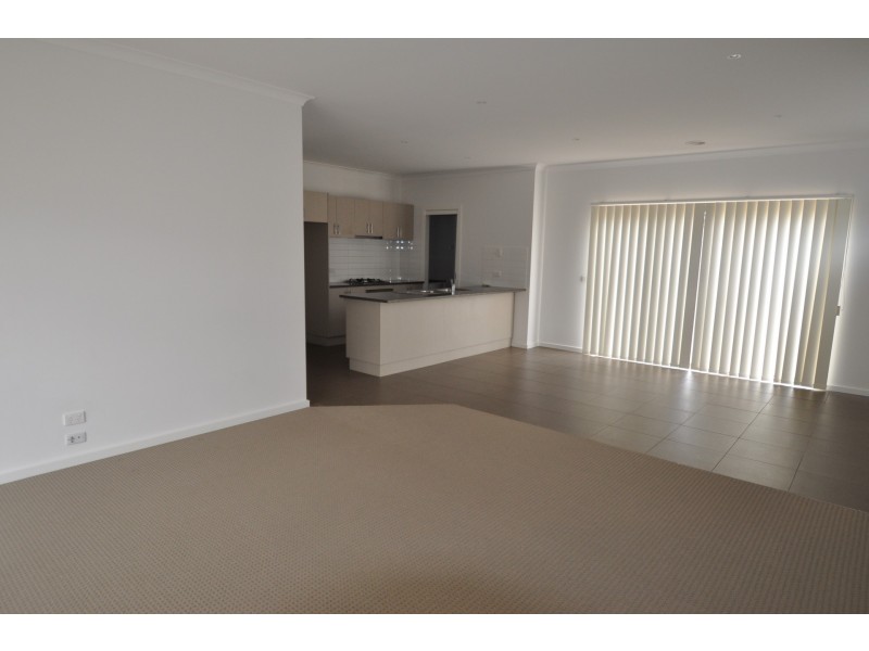 13 San Sebastian Drive, Point Cook VIC 3030