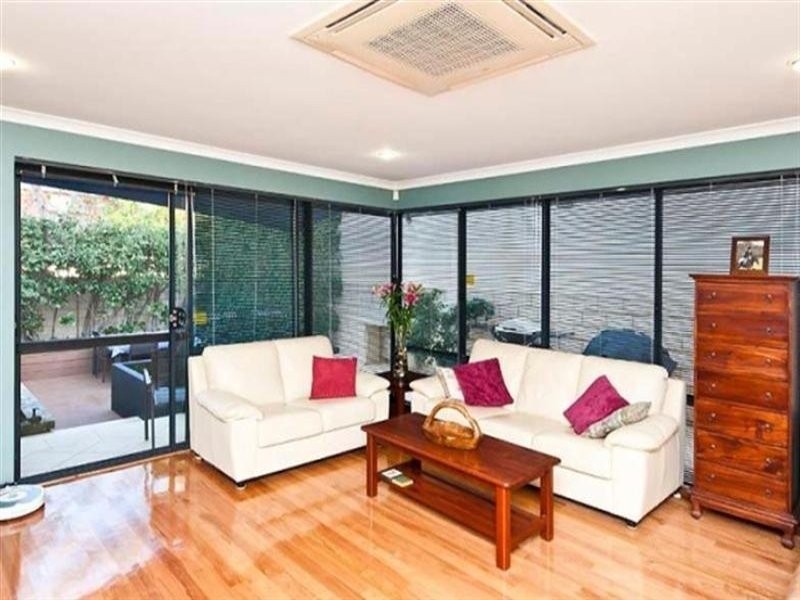 38 Coral Tree Avenue, Subiaco WA 6008