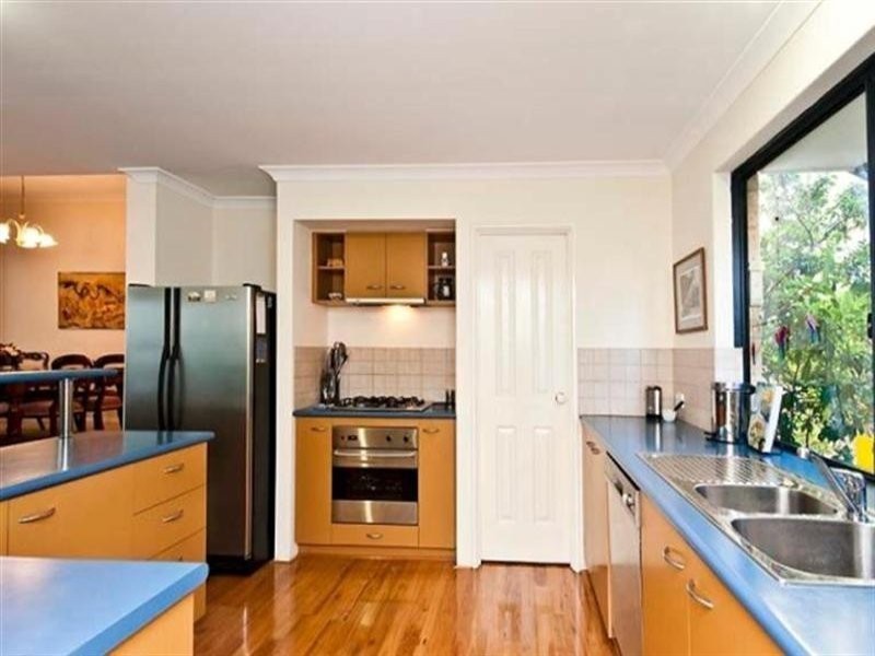 38 Coral Tree Avenue, Subiaco WA 6008
