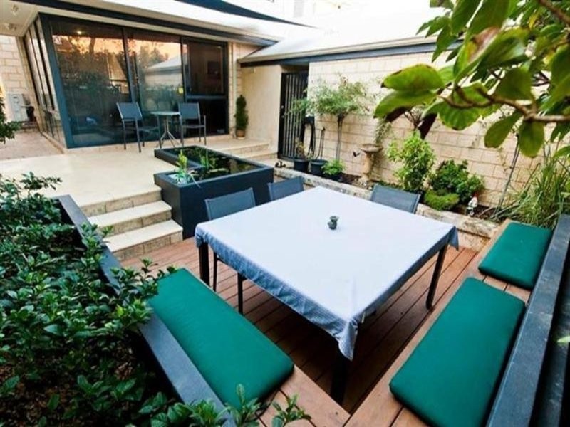 38 Coral Tree Avenue, Subiaco WA 6008