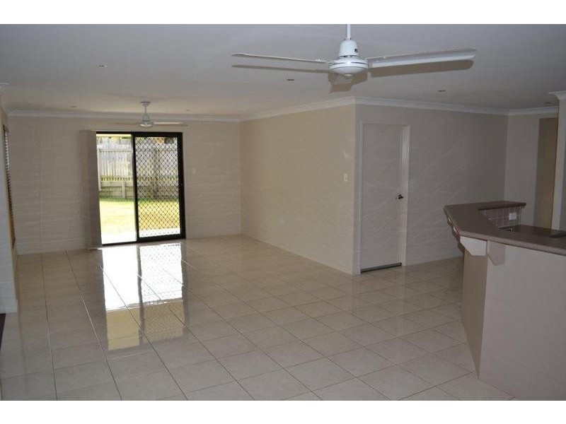 7 Downs Field Place, Taroomball QLD 4703