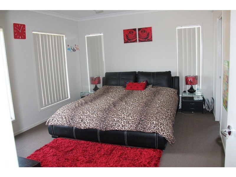 60 Kellerman Drive, Point Cook VIC 3030