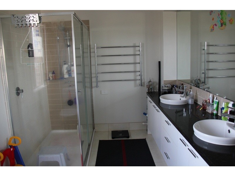 60 Kellerman Drive, Point Cook VIC 3030