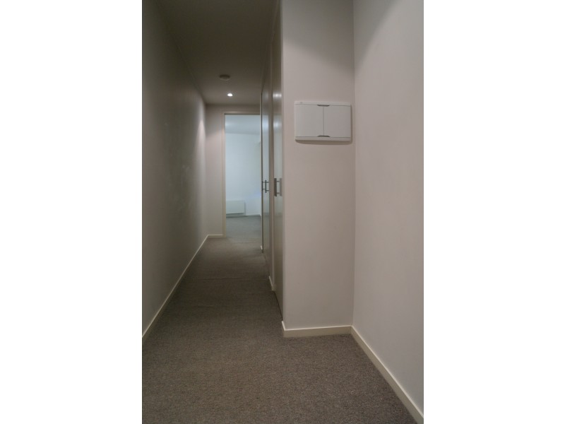 17/220 Barkly Street, St Kilda VIC 3182