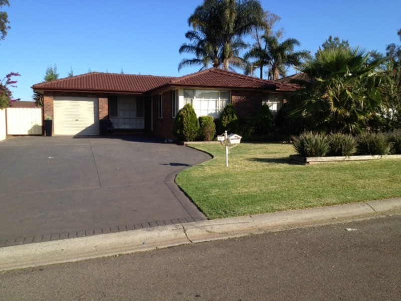 40  Anchorage Street, St Clair NSW 2759