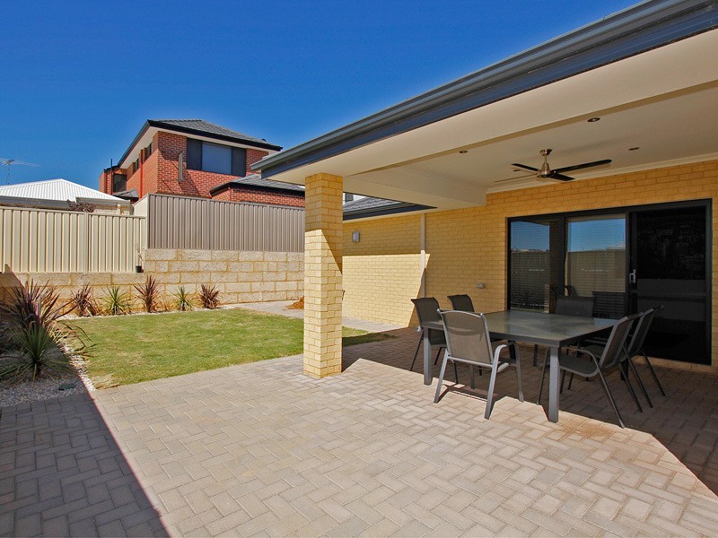 10 Lugano Terrace, Beeliar WA 6164