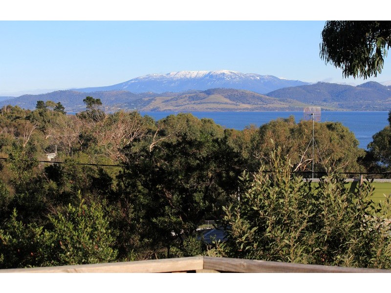 3 Talantee Street, Dodges Ferry TAS 7173