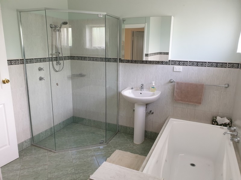 2 Land Crescent, Pasadena SA 5042