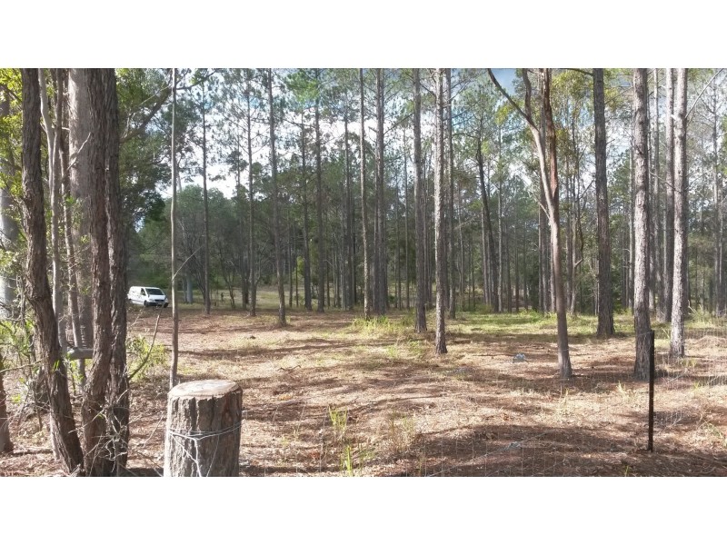 Glenwood QLD 4570