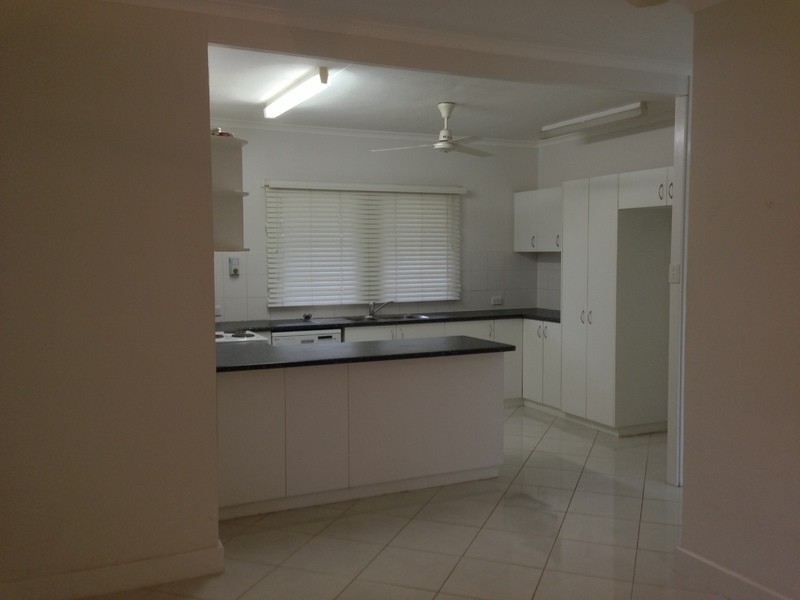 8 Clifton Court, Anula NT 0812