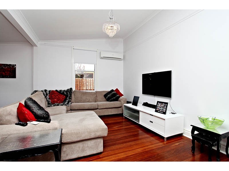 214 Hampton Road, Beaconsfield WA 6162