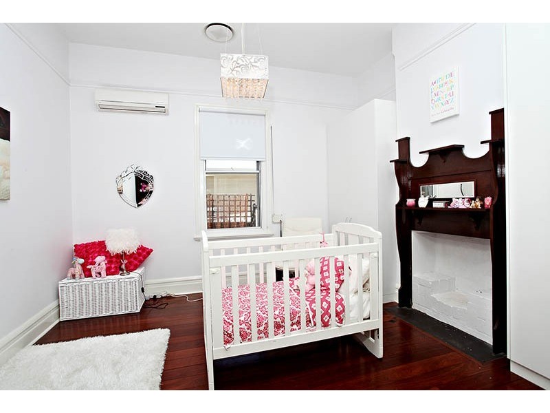 214 Hampton Road, Beaconsfield WA 6162