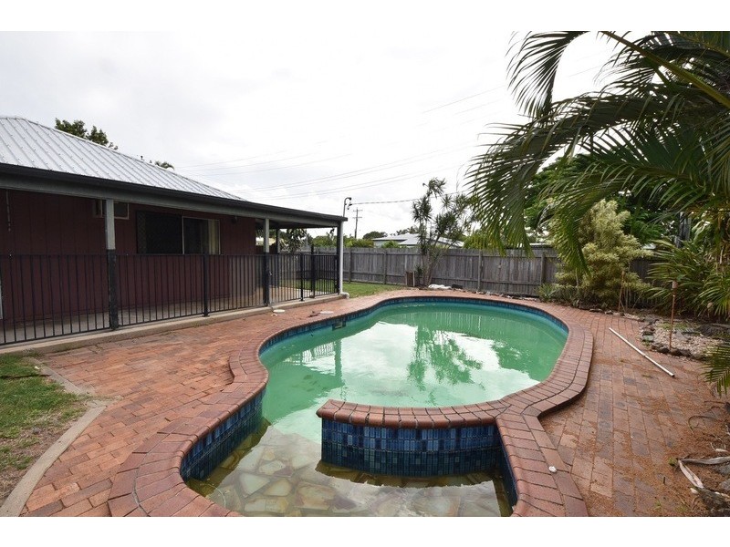 1 Hargreaves St, Andergrove QLD 4740