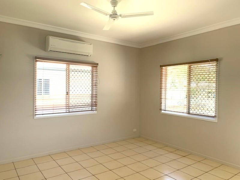24 Adrian St, West Mackay QLD 4740
