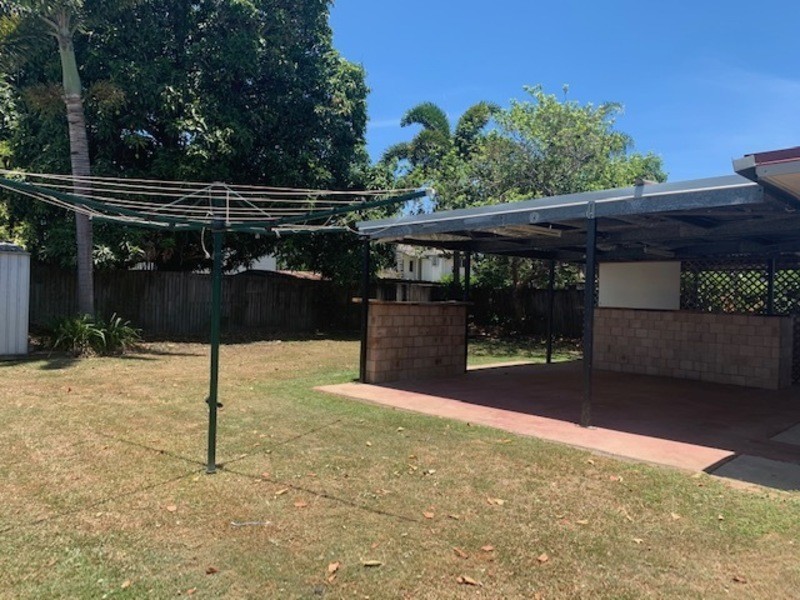 24 Adrian St, West Mackay QLD 4740