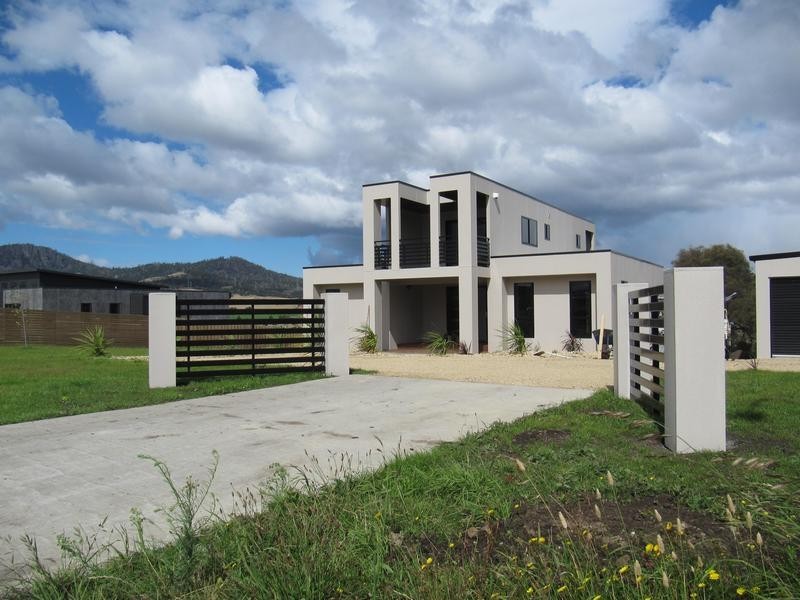 14a Rachel Crescent, Old Beach TAS 7017