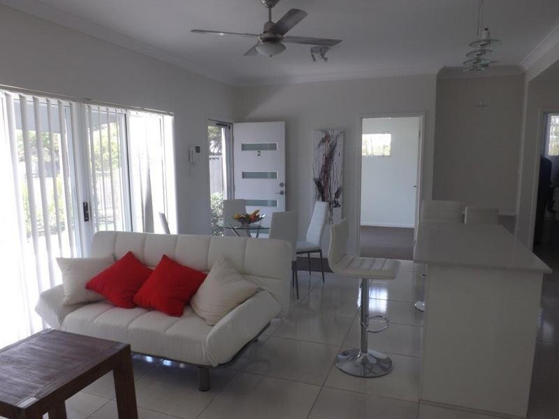 52 Dibar St, Wynnum QLD 4178