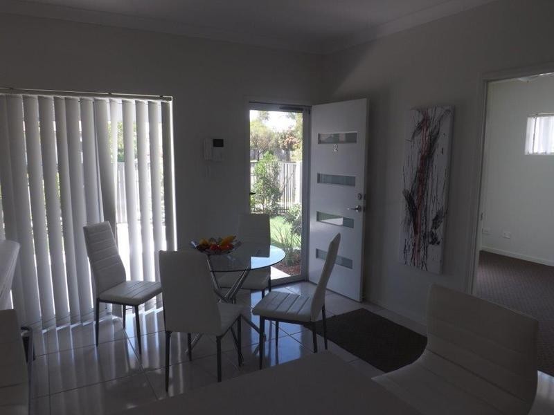 52 Dibar St, Wynnum QLD 4178