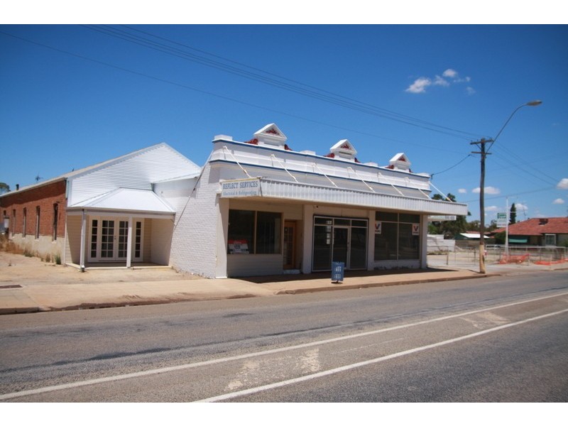 48 Massingham Street, Kellerberrin WA 6410