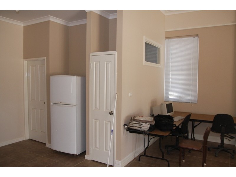 48 Massingham Street, Kellerberrin WA 6410