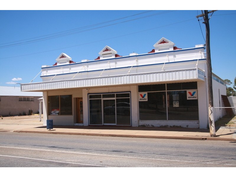 48 Massingham Street, Kellerberrin WA 6410