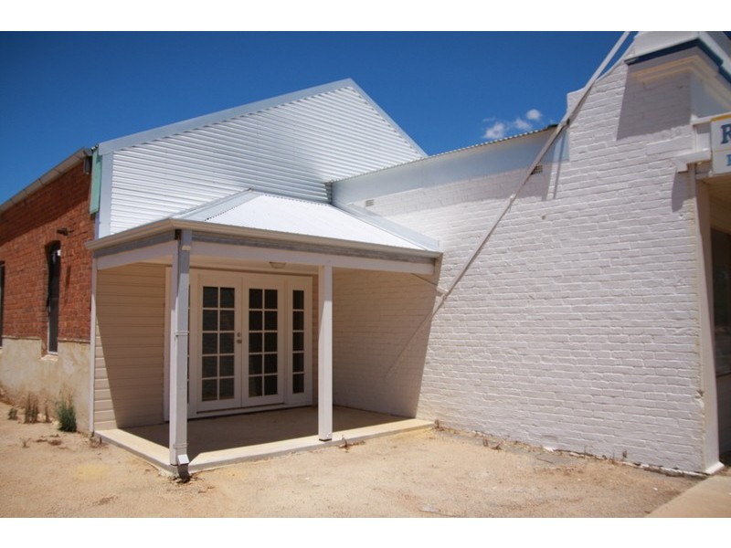 48 Massingham Street, Kellerberrin WA 6410