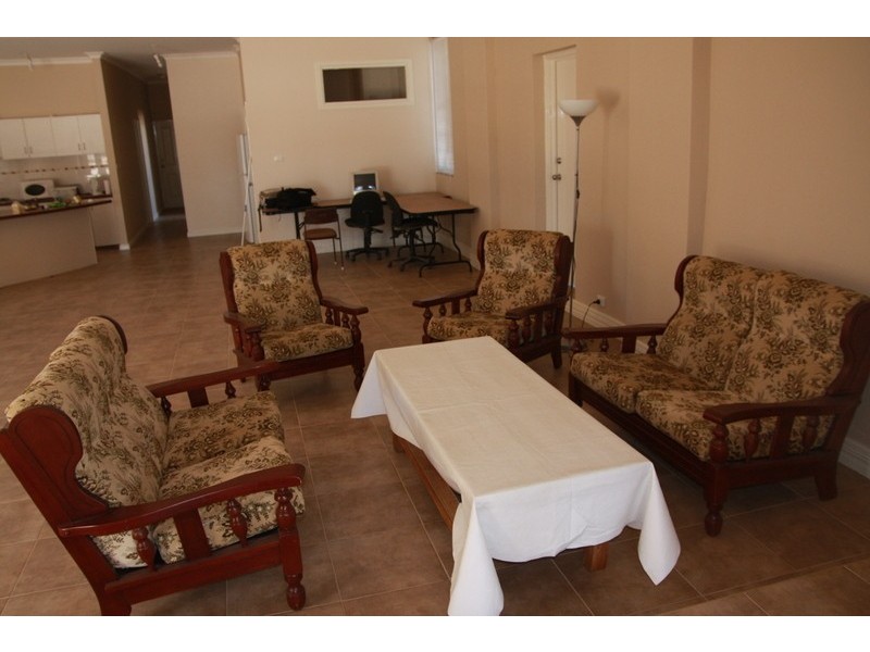 48 Massingham Street, Kellerberrin WA 6410