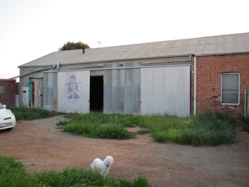 48 Massingham Street, Kellerberrin WA 6410