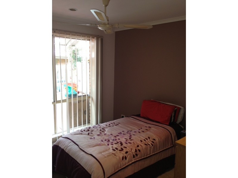 18 Bluegum Way, Hampton Park VIC 3976