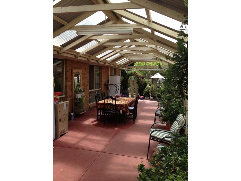 18 Bluegum Way, Hampton Park VIC 3976