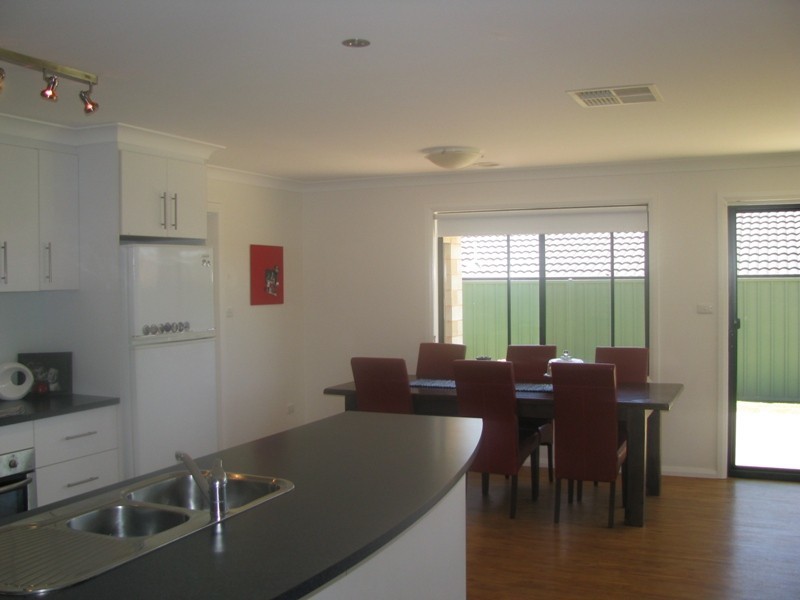 9 Teak Close, Forest Hill NSW 2651