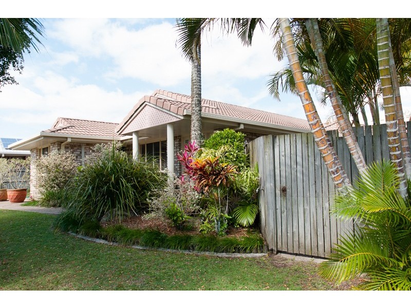 19 Emperor Drive, Andergrove QLD 4740