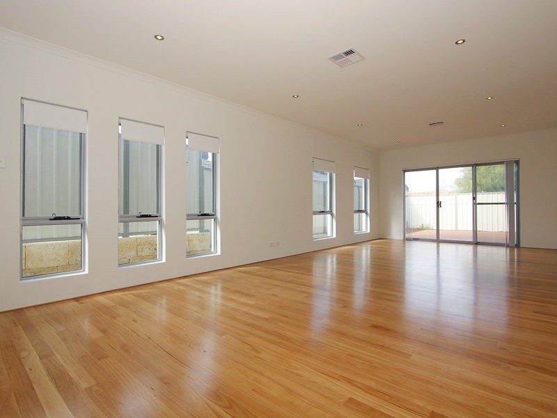 20 Walderton Avenue, Balga WA 6061