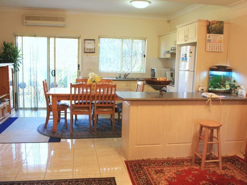 2/324-328 Hector Street, Bass Hill NSW 2197