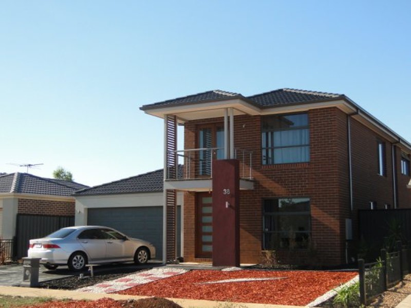 38  Millendon Boulevard, Tarneit VIC 3029