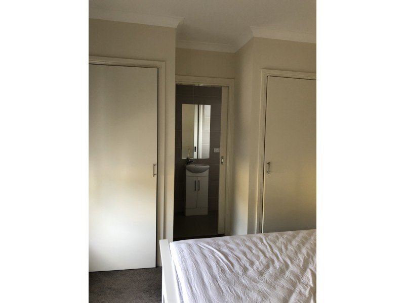 5 Beddoe Ave, Clayton VIC 3168