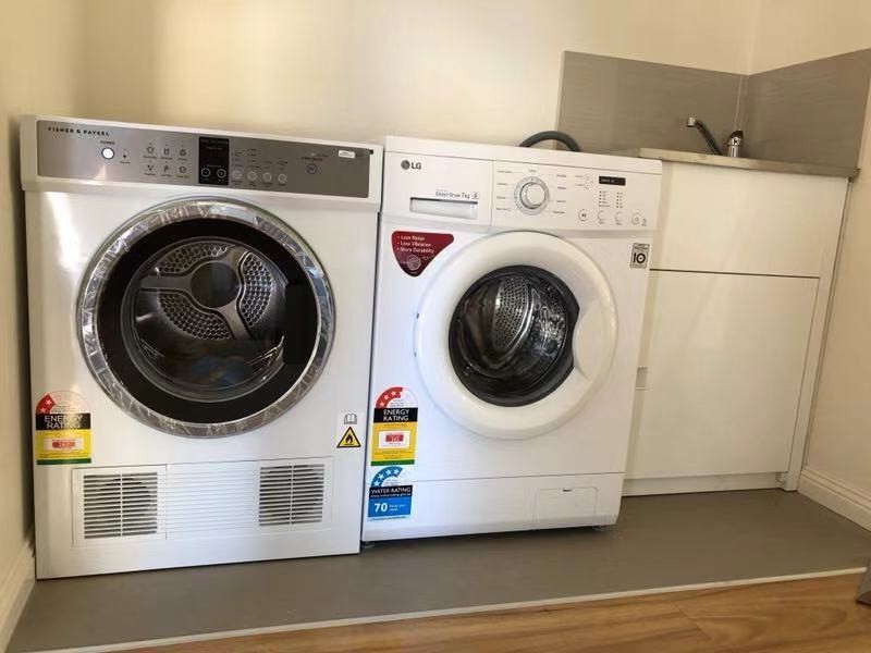 5 Beddoe Ave, Clayton VIC 3168