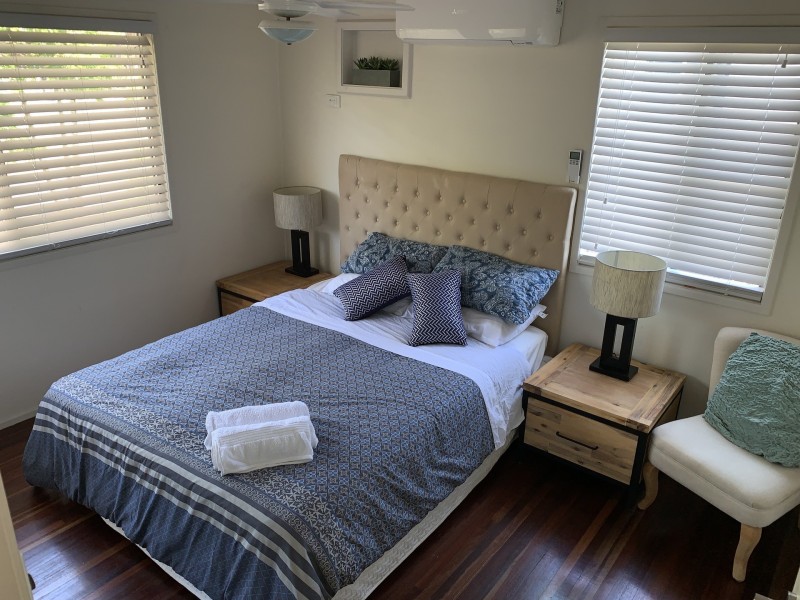 1A Skylark Street, Slade Point QLD 4740