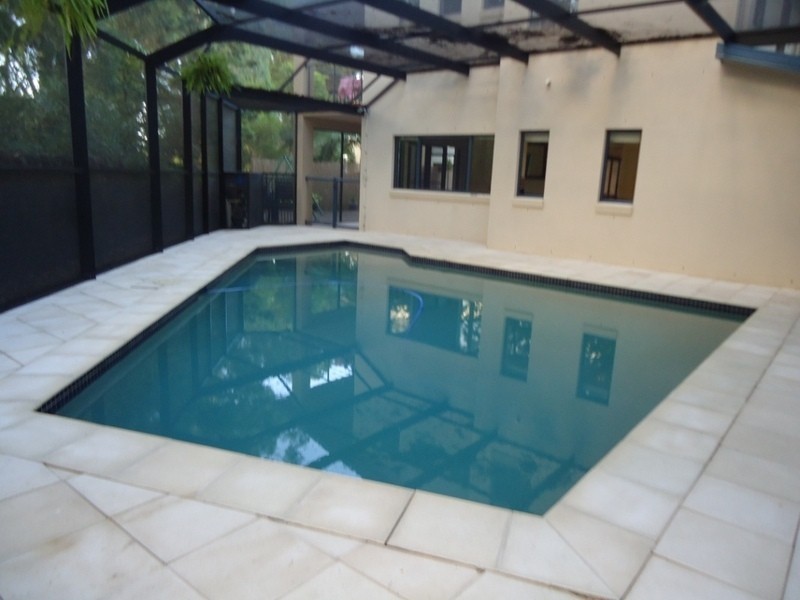 2 The Links, Robina QLD 4226