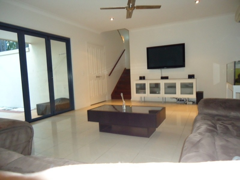 2 The Links, Robina QLD 4226
