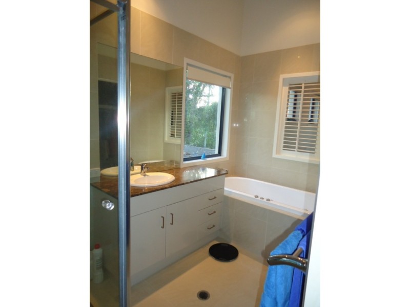 2 The Links, Robina QLD 4226