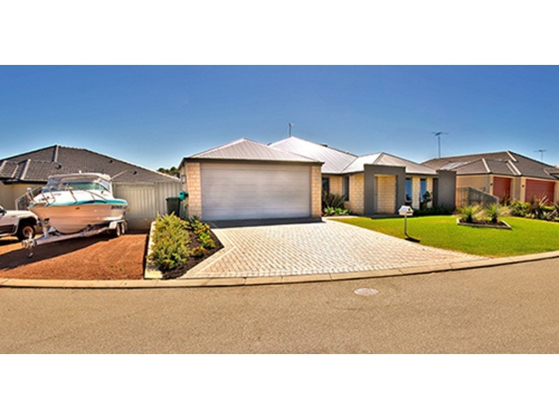 7 Varia Way, Halls Head WA 6210