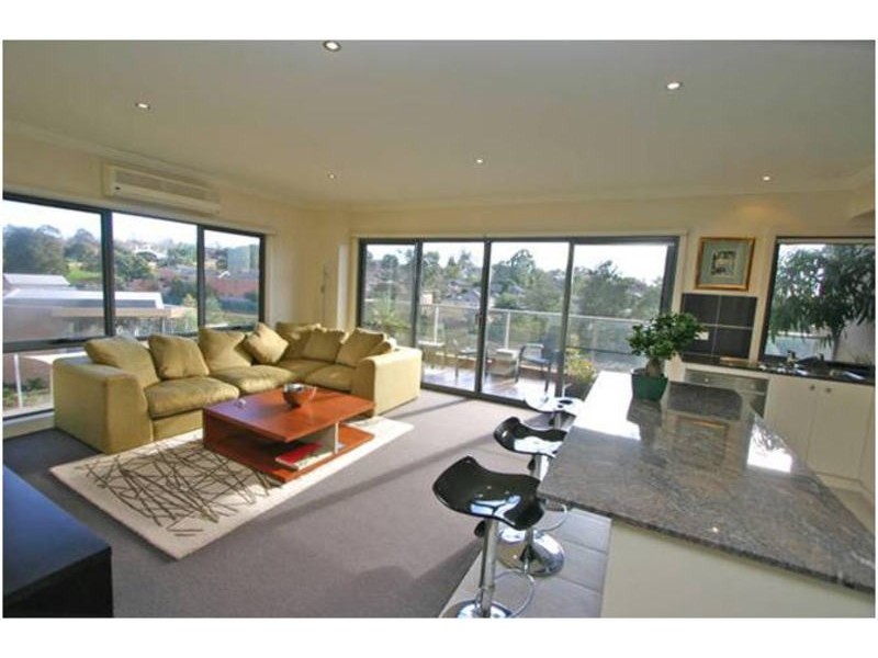 24/781 Whitehorse Road, Mont Albert VIC 3127