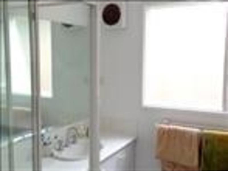 32 Hodgkinson St, Clifton Hill VIC 3068