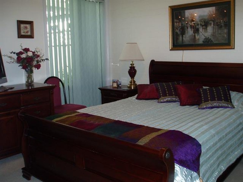 2/27 Explorers Way, Batemans Bay NSW 2536